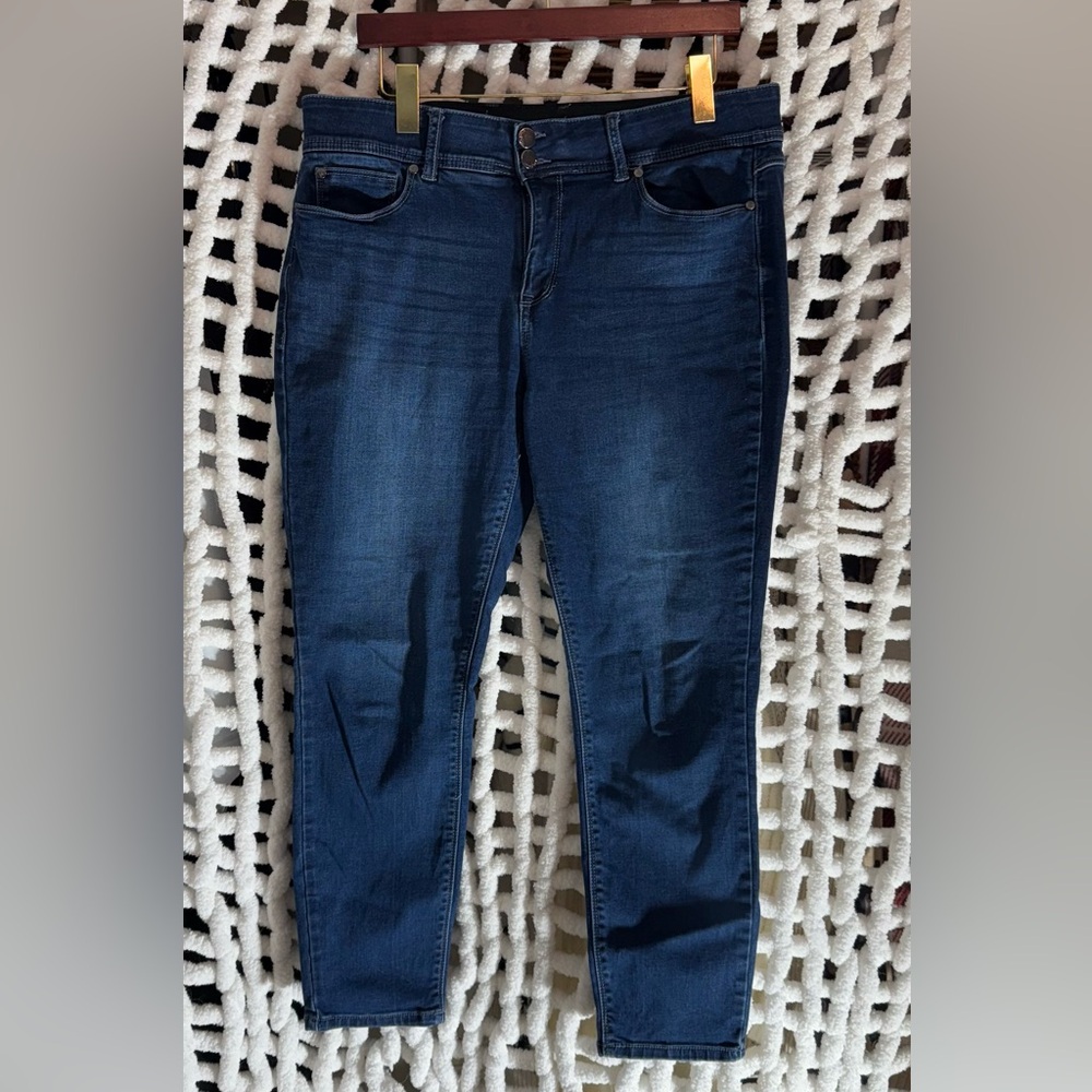 Women's Blue Ankle & Cropped Jeans